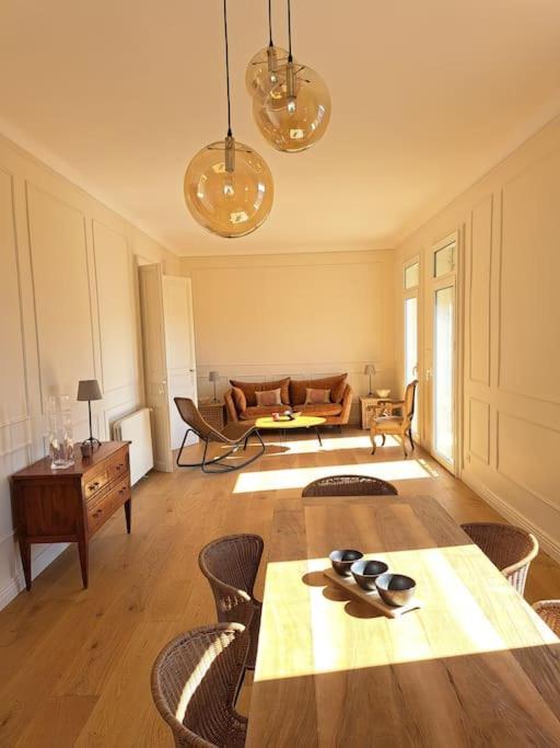 Le Champ Des Hors Villa Vailhauques Екстериор снимка